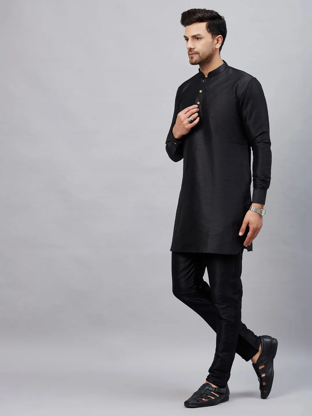 VASTRAMAY Men's Black Silk Blend Kurta Set