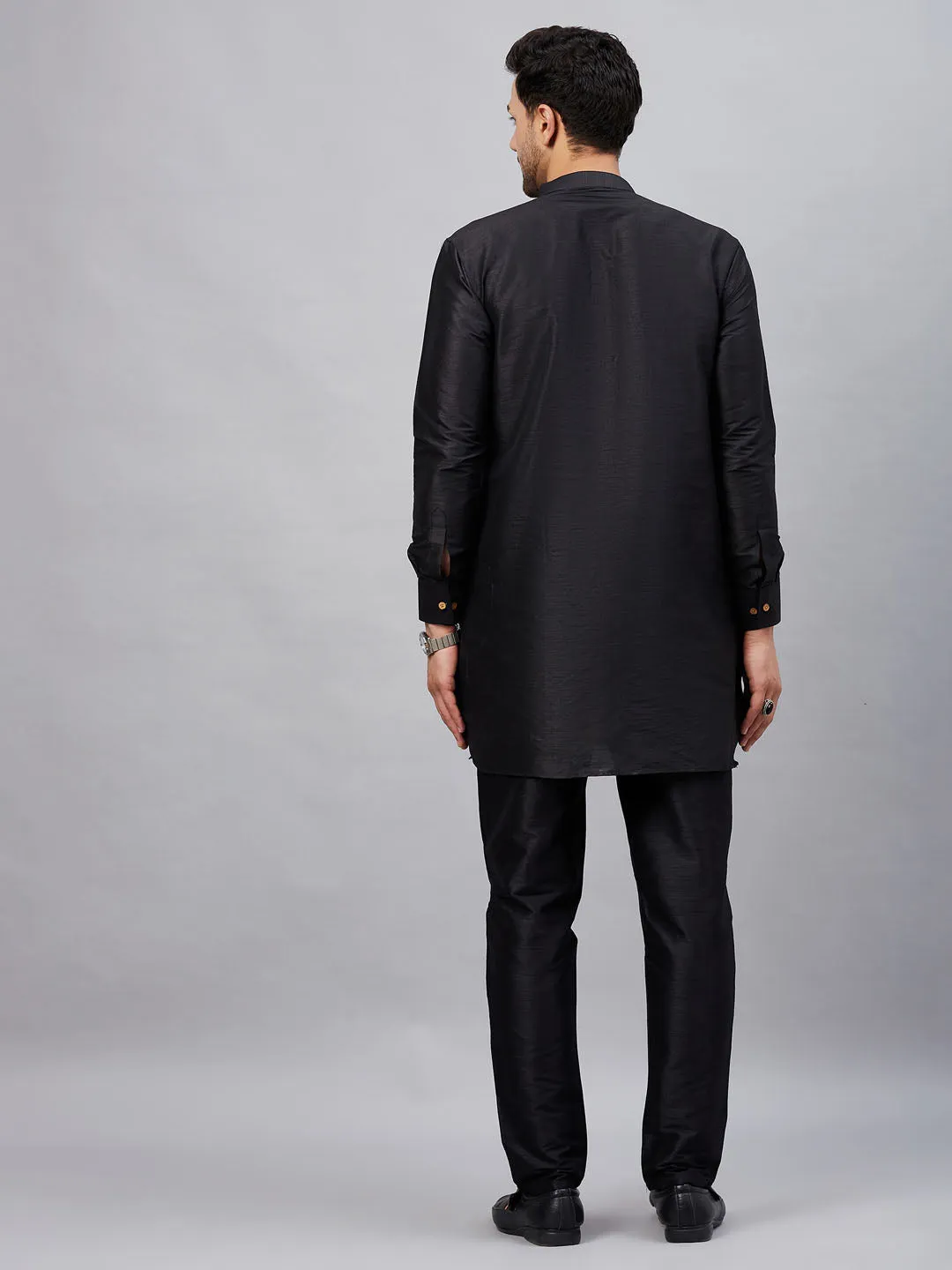 VASTRAMAY Men's Black Silk Blend Kurta Set