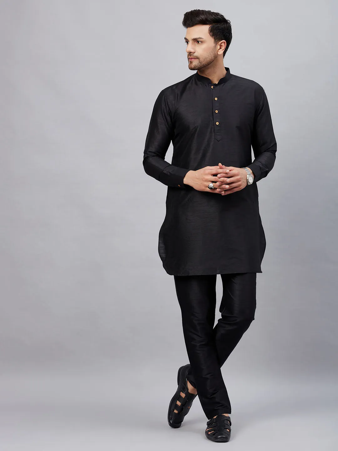 VASTRAMAY Men's Black Silk Blend Kurta Set