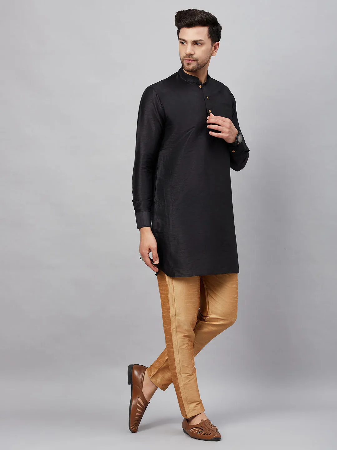 VASTRAMAY Men's Black Silk Blend Kurta Set