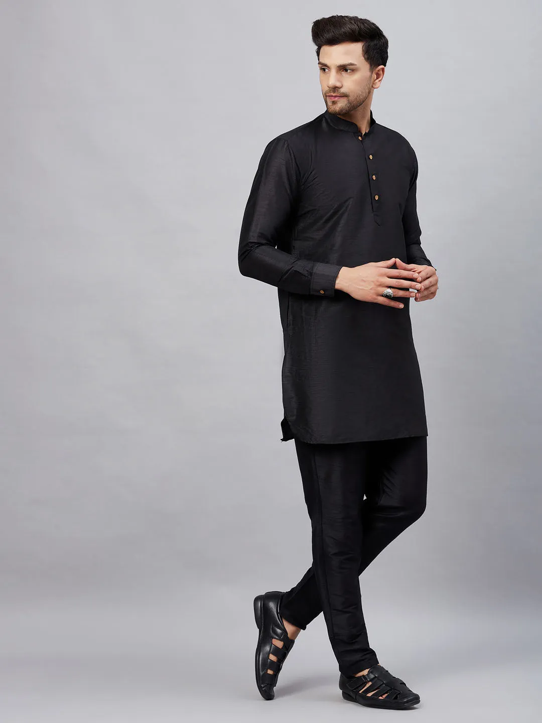 VASTRAMAY Men's Black Silk Blend Kurta Set
