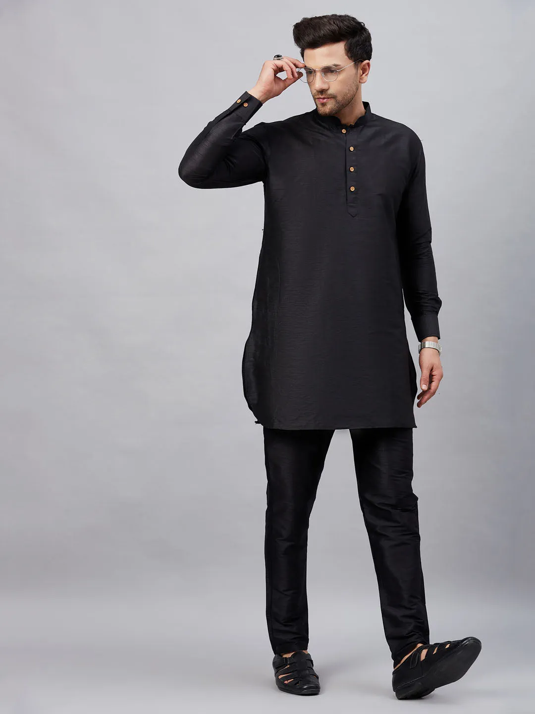 VASTRAMAY Men's Black Silk Blend Kurta Set