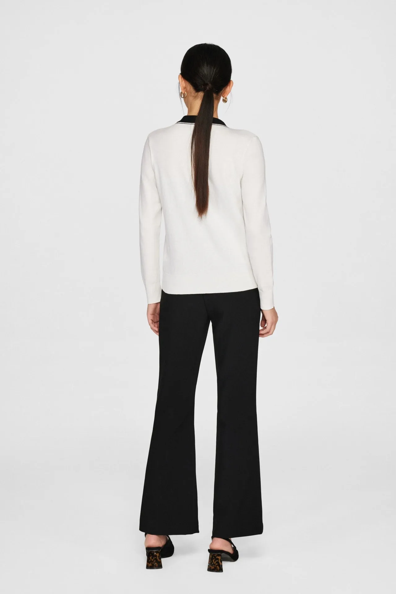 Vera V Neck Contrast Trim Cardigan